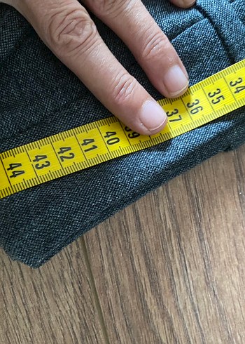 42 Beden siyah Renk Zara pantolon