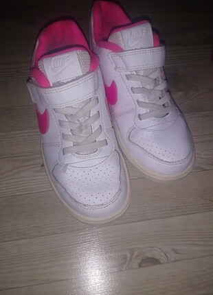Gorunduguu gibii hic birseyii yok orjinal nike 