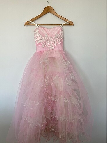 Pembe abiye elbise