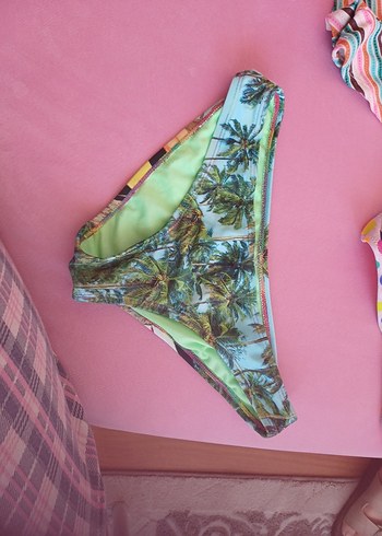 Penti Kadın Çok Renkli Bağcıklı Bikini Takımı