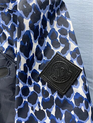Moncler Moncler Leopard Desenli Su Geçirmez Waterproof Yapmurluk L