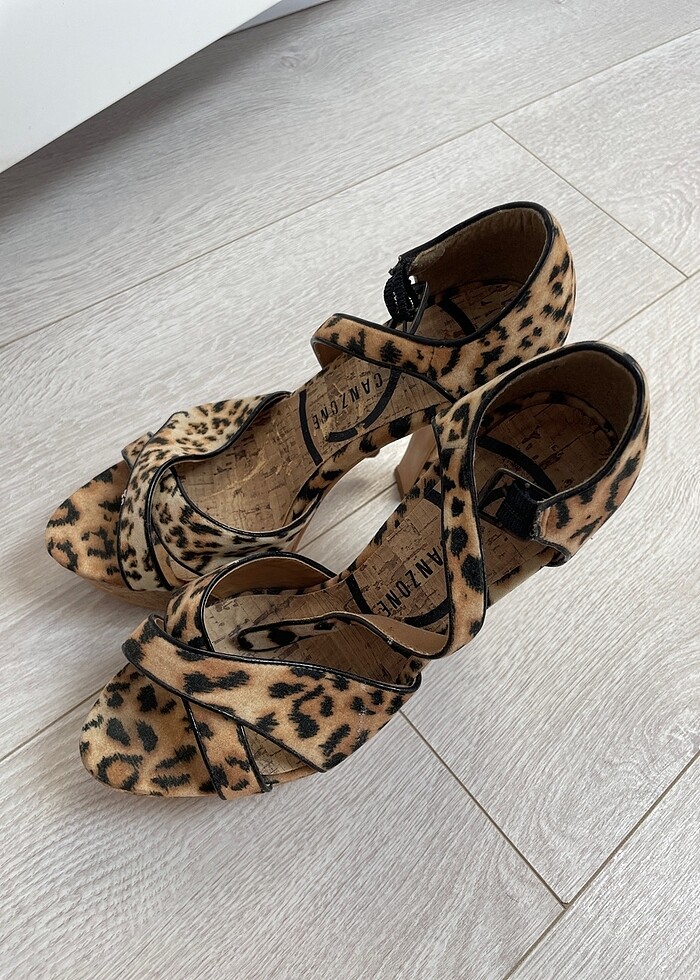 topuklu ayakkabı - Görsel 2