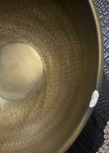 Parlak Altın Renkli Geleneksel Tabak - Görsel 3