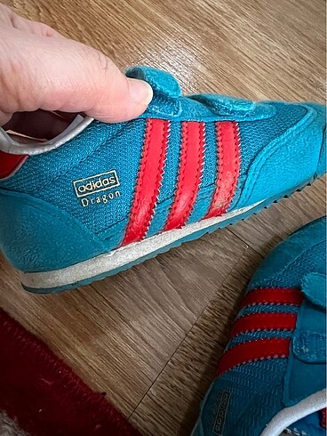 25 Beden mavi Renk Adidas çocuk spor ayakkabı