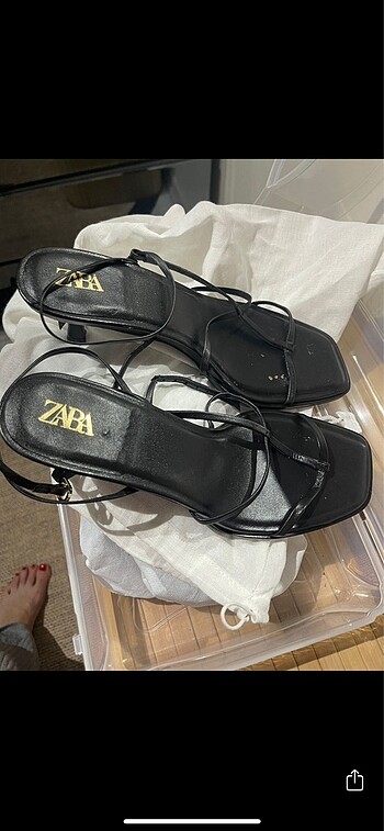 Zara Zara İnce Topuklu Sandalet