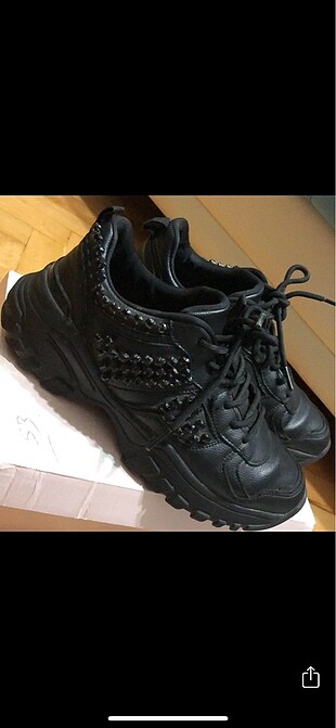 Bershka sneaker