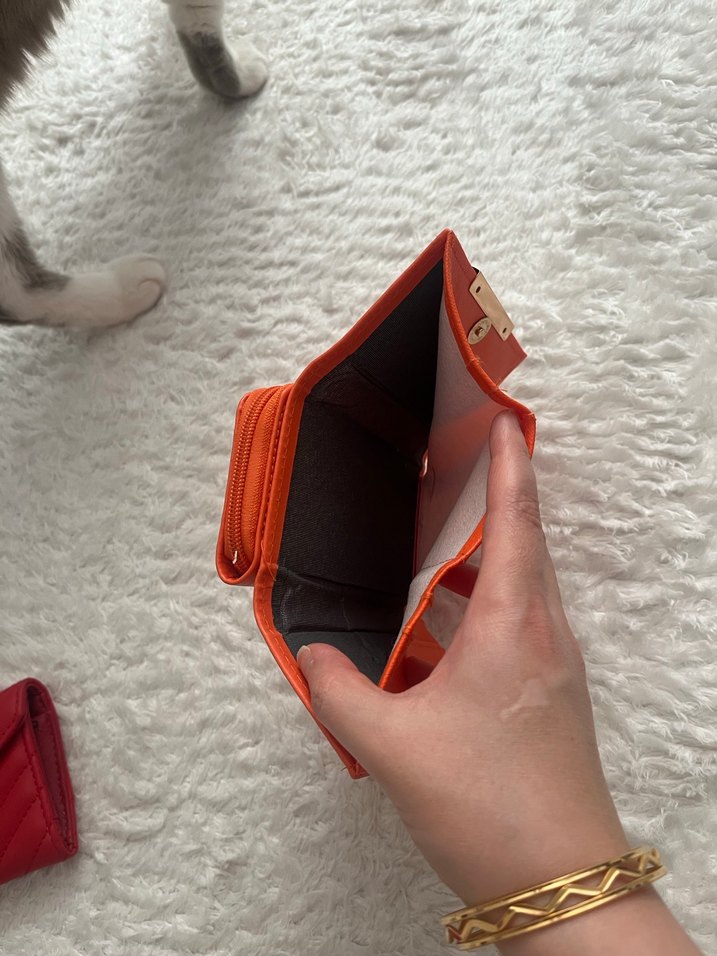 Turuncu cüzdan - Görsel 5