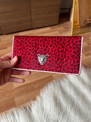 Kırmızı Leoparlı Cüzdan