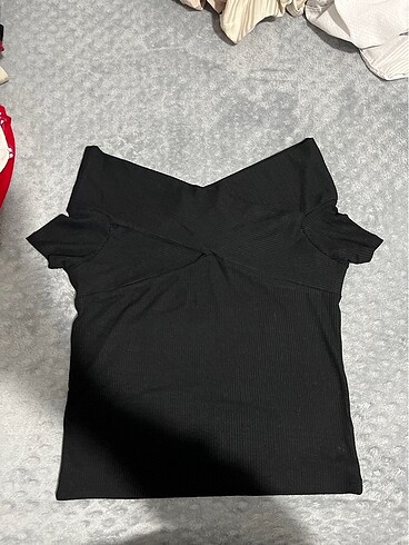 Kayık yaka tshirt