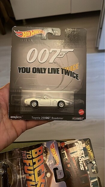 Hot wheels premium toyota 2000GT