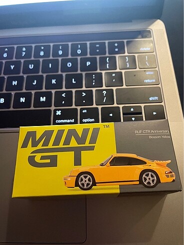 Mini gt porsche ruf