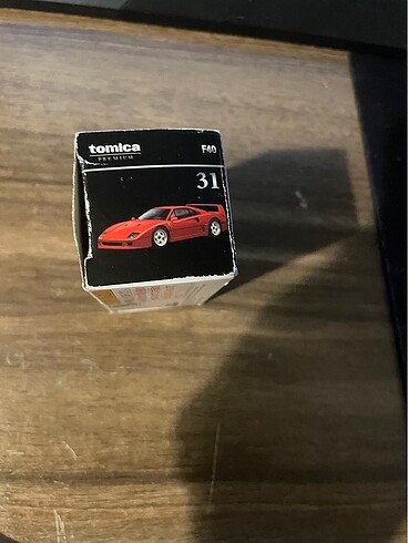 Tomica Ferrari f40