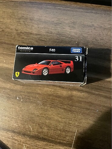 Tomica Ferrari f40