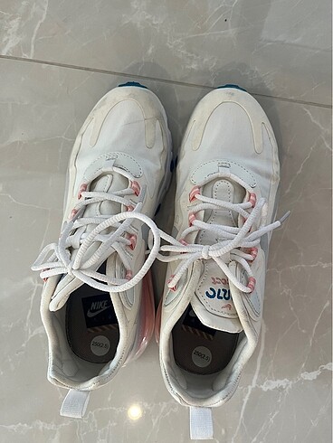 Nike spor ayakkabı