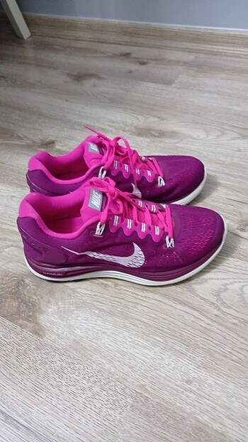 Tertemiz hatasız orjinal Nike kadın Spor ayakkabı 