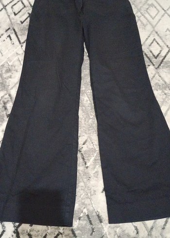 Kadın Siyah Denim Kemerli Rahat Kesim Pantolon