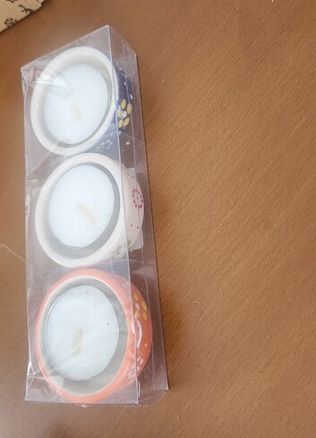 Beden Çini mumluk