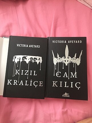 Beden Renk KIZIL KRALİÇE + CAM KILIÇ