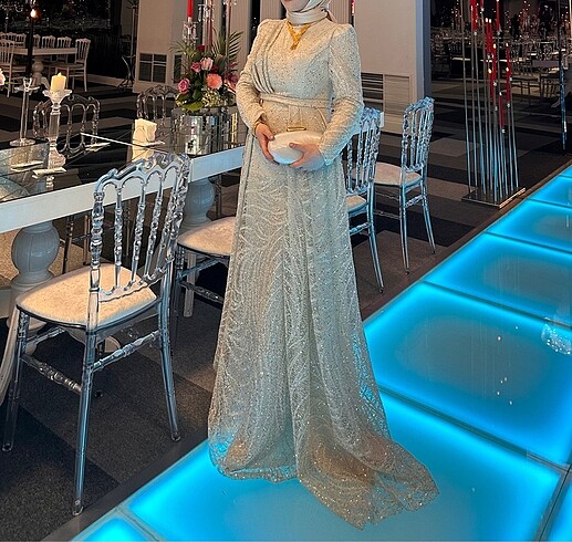 Feriha Sarıoğlu Tesettür Abiye