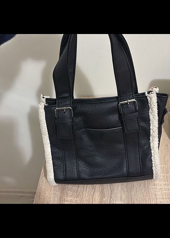 Tokalı Siyah Deri Kadın Çanta - Görsel 3