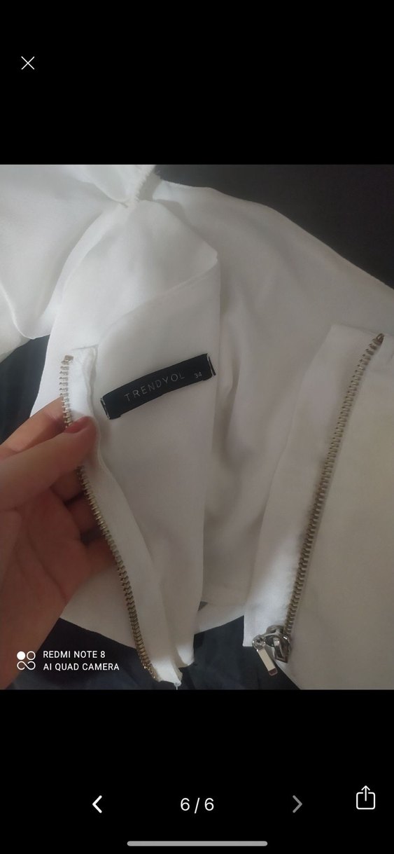 Drapeli Beyaz Mini Kadın Bluz - Görsel 3