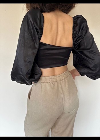 Siyah Parlak Saten Straplez Bluz - Görsel 4