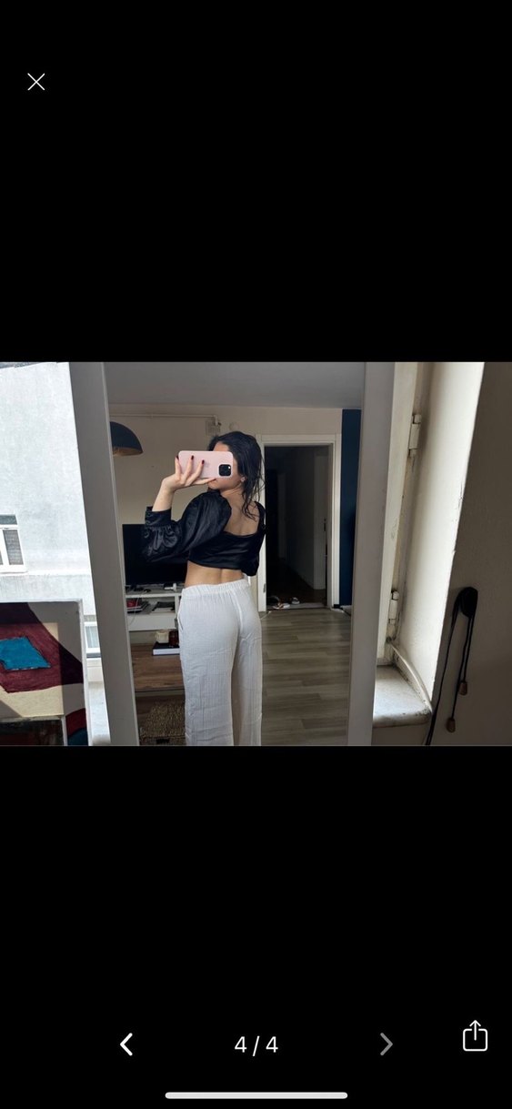 Siyah Parlak Saten Straplez Bluz - Görsel 2