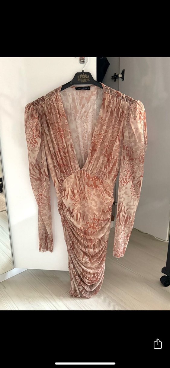 Dantel Detaylı Bej Yılan Desenli Midi Elbise - Görsel 2