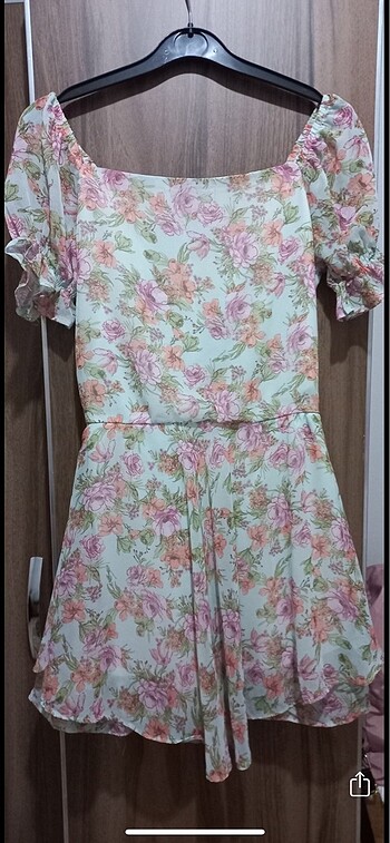 Zara Çiçek desenli elbise