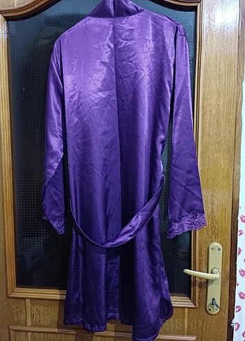 s Beden Sabahlıklı Saten pijama takımı