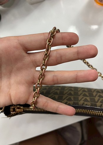 Beden Zincir Detaylı Kahverengi Desenli mango çanta
