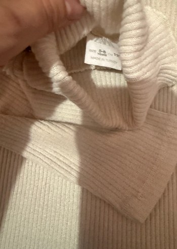 Beyaz Boğazlı Fitilli Kadın Kazak - Görsel 3