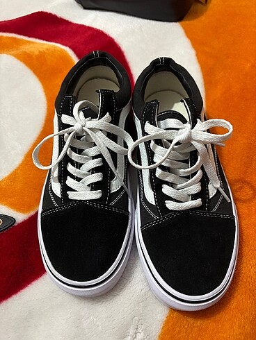Vans old skool
