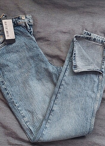 Trendyolmilla mavi yırtmaçlı yüksel bel straight jeans