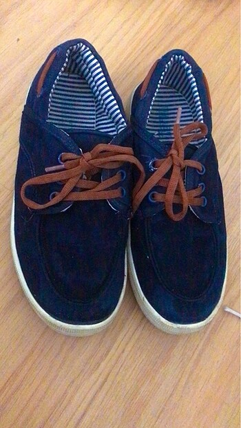 31 Beden Çok temiz 31 numara kolej ayakkabısı