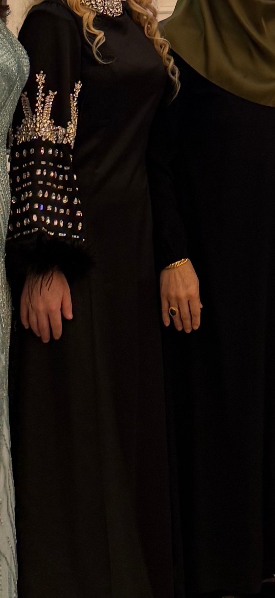 Siyah Nakışlı Uzun Kollu Uzun Abiye Elbise - Görsel 2