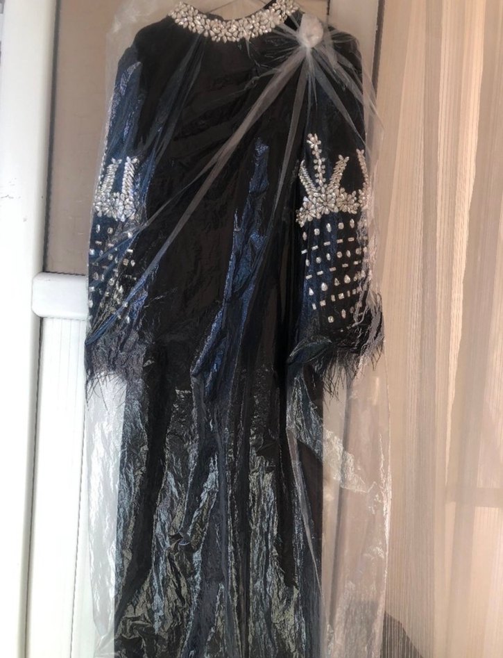 Siyah Nakışlı Uzun Kollu Uzun Abiye Elbise - Görsel 5