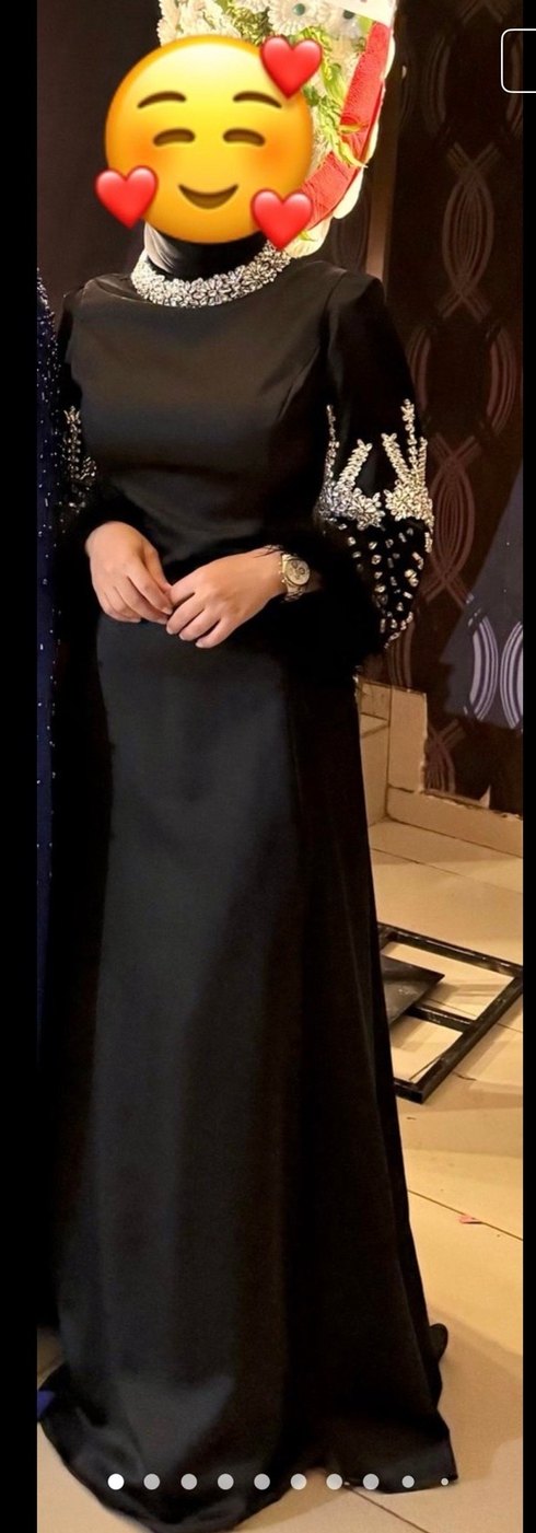 Siyah Nakışlı Uzun Kollu Uzun Abiye Elbise - Görsel 3