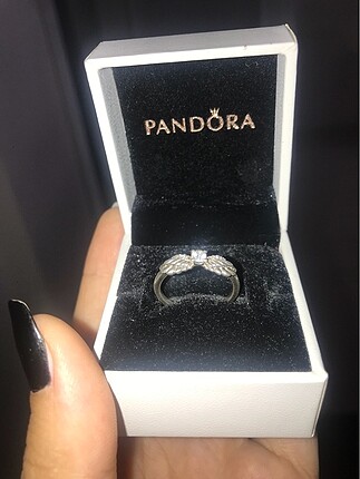 Pandora yüzük