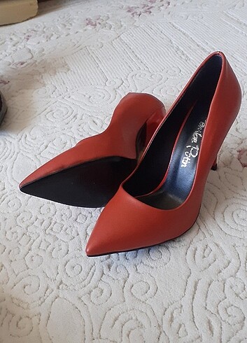 Diğer Kırmızı stiletto