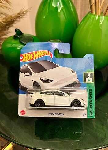 Hot wheels Tesla Model Y 