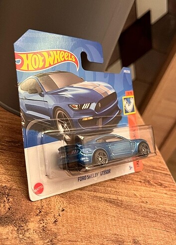  Beden Hot wheels Ford Shelby gt 350r