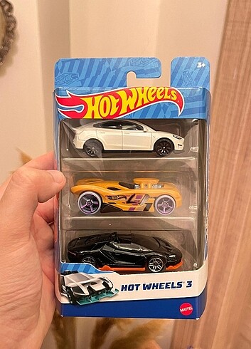 Hot wheels 3 lü Set Tesla / Lamborghini 