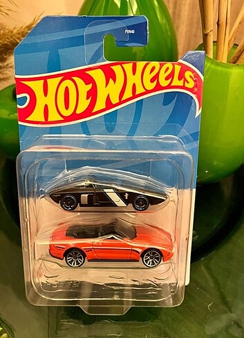 Hot wheels 2 li set Mustang KAMPANYA 