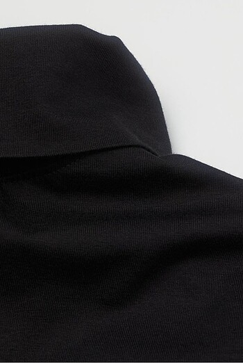 H&M H&M boğazlı üst