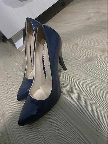 40 Beden Kusursuz Bambi stiletto