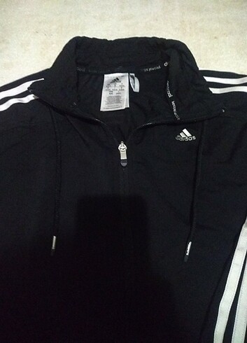 Adidas eşortman üstü 