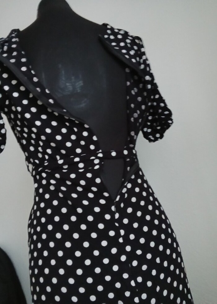 Puantiyeli uzun günlük elbise - Görsel 4