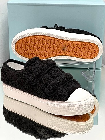 37 Beden camel Renk Prada İthal 36-40