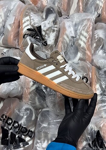 Adidas Spezial
